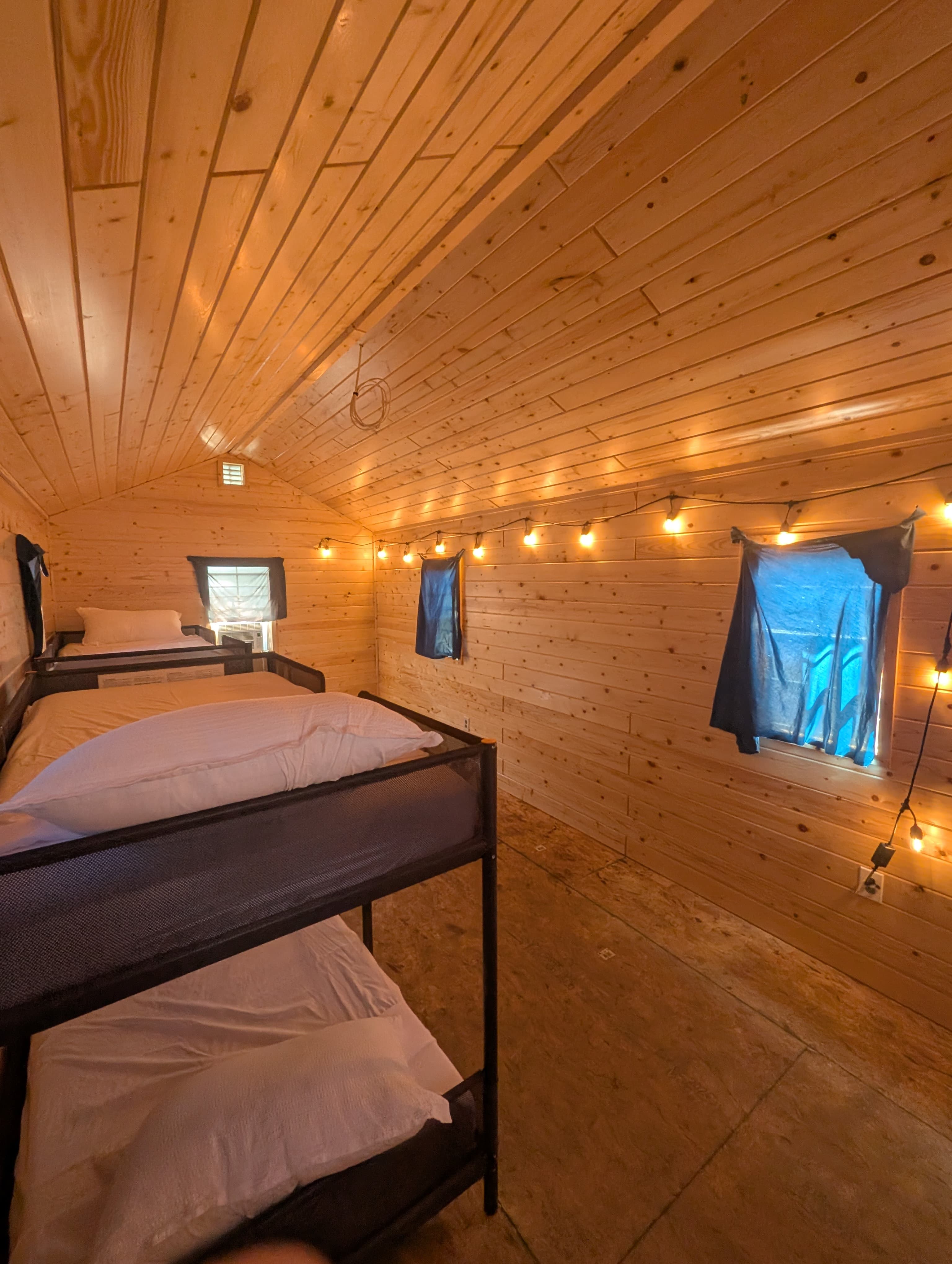 Lakeside cabin row at the Hillside Resort